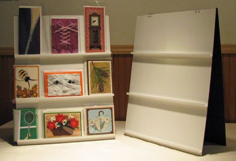 DIY Tabletop Display for Greeting Cards or Prints - https://www.flickr.com/photos/cornerstonelae/5078401622/ Greeting Card Holders Diy, Card Display Stand Diy, Diy Card Display Stand Craft Fairs, Diy Print Display Stand, Diy Card Stand Display, Craft Fair Card Display Ideas, Greeting Card Display Ideas Diy, Diy Card Display Craft Fairs, Display Diy Craft Fairs