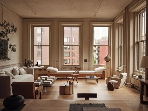 Colin King Apartment, Living Room With 2 Seating Areas, Lounge Area In Living Room, Rietveld Chair, Tribeca Apartment, Manhattan Loft, Tribeca Loft, Colin King, Gerrit Rietveld