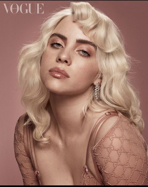 Vogue Photoshoot, Craig Mcdean, Vogue Covers, Vogue Uk, Blonde Bombshell, British Vogue, Shakira, Sabrina Carpenter, Billie Eilish