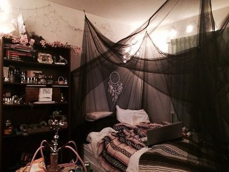 Okay I'm liking the black material Goth Apartment Aesthetic, Goth Bedroom Ideas For Small Rooms, Vampire Bedroom Aesthetic, Scary Bedroom, Gothic Bedroom Aesthetic, Horror Bedroom Ideas, Witchy Bedroom Aesthetic, Goth Bedrooms, Haunted Bedroom