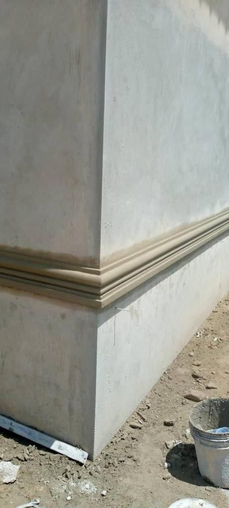 Concrete Window Molding Trim Exterior, Cement Molding Design, Column Design Ideas, Window Molding Trim, House Designs Ireland, Fence Wall Design, Roof Truss Design, Luxury Ceiling Design, Modern Bungalow House Design