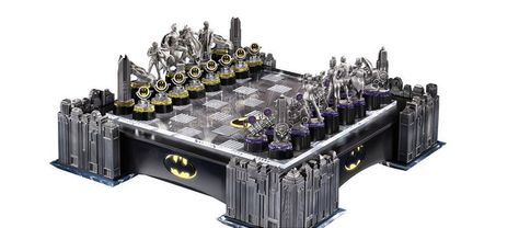 batman chess set from http://best-chesssets.com Gotham Cityscape, Noble Collection, The Riddler, Bob Kane, Batman Wonder Woman, Univers Dc, Marvel Daredevil, I Am Batman, Superman Wonder Woman