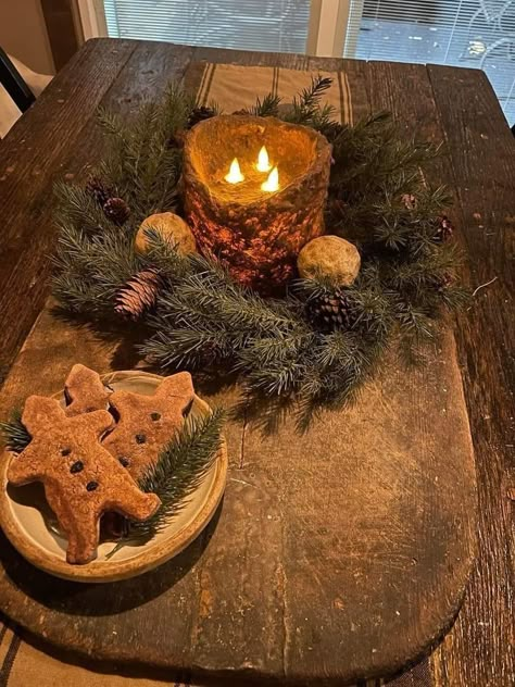 Primitive Christmas Kitchen, Colonial Christmas Decorating, Primitive Christmas Decorating Ideas, Primitive Christmas Tree, Primitive Country Christmas, Primitive Christmas Decorating, Primitive Christmas Decor, Country Sampler, Primitive Colonial