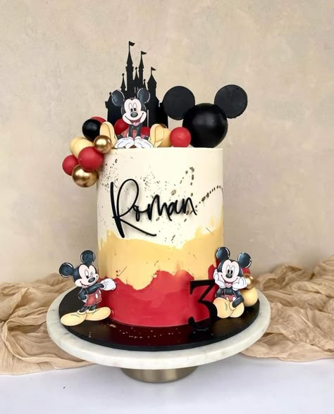 Pastel Mickey Mouse Birthday, Mickey Mouse Cake Ideas, Mickey Minnie Cake, Pastel Mickey Mouse, Mickey And Minnie Smash Cakes, Tarta Mickey Mouse, One Tier Mickey Mouse Cake, Bolo Do Mickey Mouse, Mickymousetheme Cake