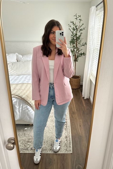 Shop Classic Suiting Blazer and other curated products on LTK, the easiest way to shop everything from your favorite creators. Outfit Blazer Rose, Blazer Rosa Outfit, Pink Blazer Outfit Casual, Pink Blazer Outfit, Blazer Rose, Blazer Rosa, Outfit Blazer, Blazer Outfits Casual, Date Dresses