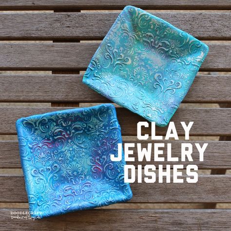 Polymer Clay Bowls, Diy Jewellery Dish, Clay Bowls, Jewelry Dishes, Sculpey Clay, Clay Bowl, Poly Clay, Polymer Crafts, Porcelain Clay