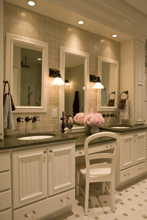 bathroom Makeup Vanities, Popular Interior Design, Bad Inspiration, Room Tiles, Interior Design Photos, Sopot, Bathroom Redo, Dream Bathrooms, Bath Room