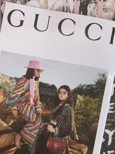 Gucci Models Photoshoot, Gucci Magazine Cover, Gucci Magazine, Vogue Editorial, Cover Magazine, Summer Story, Fotos Goals, Grafic Design, Fashion Portfolio