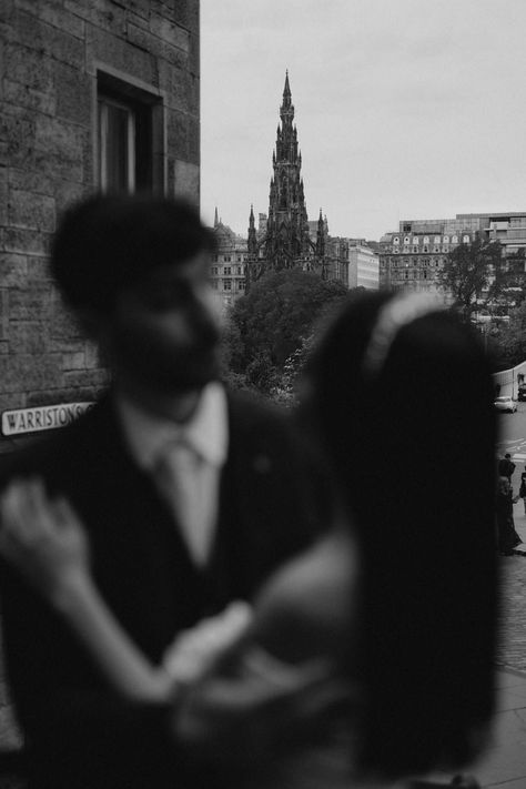 This incredible pair eloped to Edinburgh - the city where their love all began. Edinburgh is one of the most amazing cities to elope in. There are so many amazing spots to explore and food and drink to indulge in, it’s incredibly beautiful - it’s streets are full of character and charm and the people are some of the friendliest you’ll meet. So let’s take a look at how you can plan the perfect elopement in Edinburgh. Edinburgh wedding. Edinburgh elopement photographer. Edinburgh Engagement Photos, Edinburgh City Chambers Wedding, Edinburgh Elopement, Wedding Edinburgh, 19th Century Architecture, Edinburgh Photography, Scotland Elopement, Paris Elopement, Edinburgh Wedding