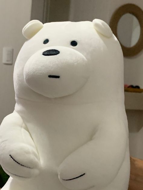 Ice Bear Plushie Aesthetic, Ice Bear Stuff Toy, Big Plushies Kawaii Plush, Big Plushies Aesthetic, Ice Bear Plushie, Big Plushies, Big Teddy, Gossip Girl Outfits, Ice Bear