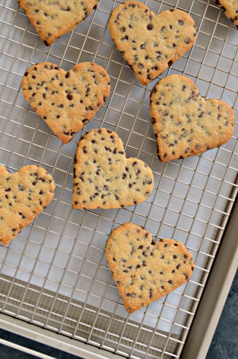 Heart Shaped Chocolate Chip Cookies Recipe - About a Mom Chocolate Chip Cookies Heart, Heart Shaped Chocolate Chip Cookies, Shaped Chocolate Chip Cookies, Rocky Road Cookies, Fiesta Chicken, Peanut Butter Eggs, Heart Shaped Chocolate, Chocolate Chip Cookies Recipe, Heart Cookies