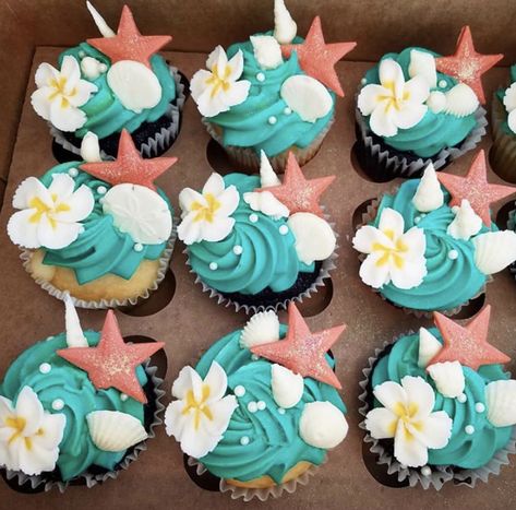 Beach Themed Cupcakes, Ocean Cupcakes, Beach Theme Cupcakes, Choc Ganache, Sea Cupcakes, Beach Cupcakes, Little Mermaid Cakes, Buttercream Fondant, Personalised Cupcakes