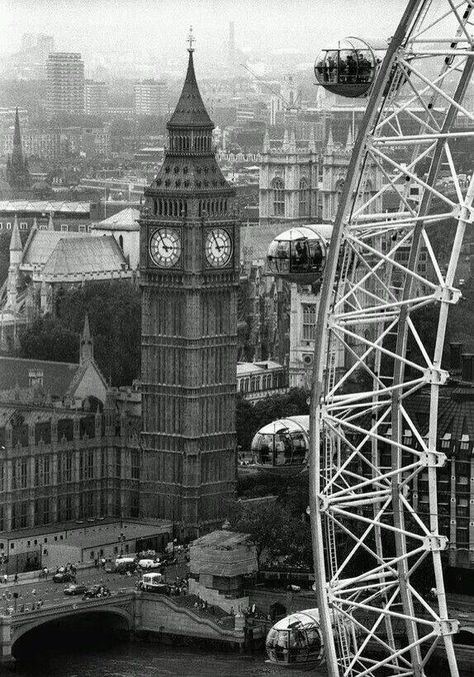 Biang Lala, London Black And White, Hello London, Travel Questions, The London Eye, London Attractions, England London, Nice Picture, Interlaken