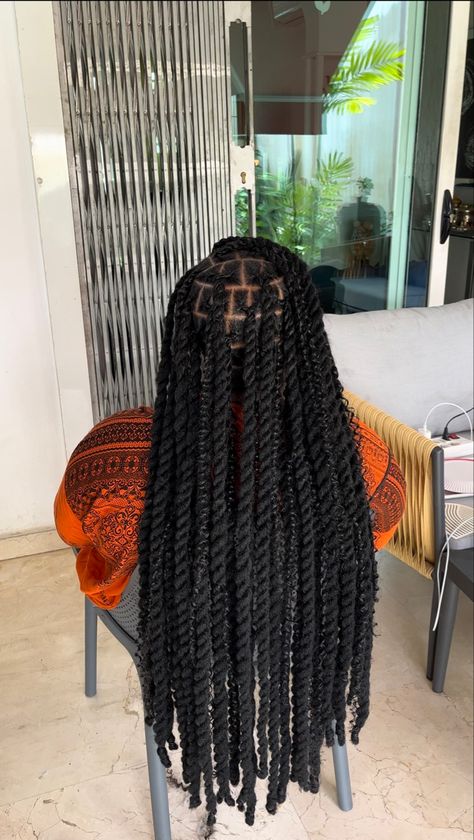 Afrokinkytwist Styles Long, Large Twist Braids Black Women, Large Marley Twists, Marly Twist, Cuban Twist, Marley Twist Hairstyles, Marley Twist, Yarn Twist, Short Box Braids Hairstyles