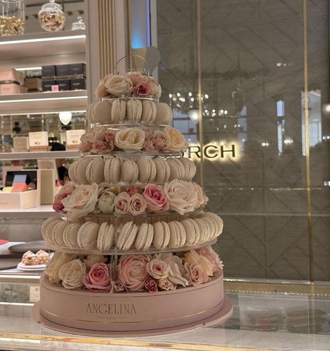 European Princess, Luxury Birthday, Pink Tumblr Aesthetic, Birthday Brunch, Birthday Food, 15th Birthday, Birthday Dinners, 16th Birthday, Macaroons