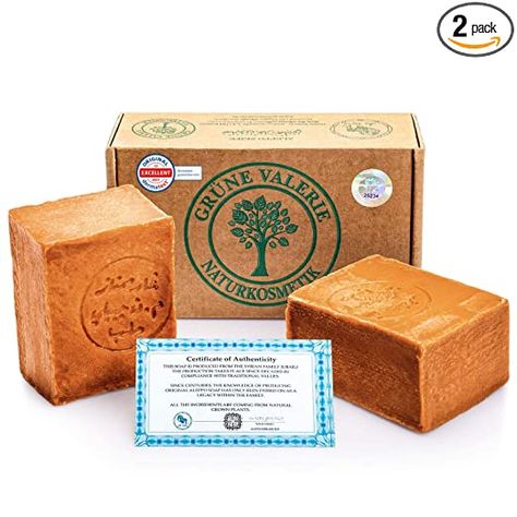 Aleppo Soap, Eco Friendly Makeup, Eco Beauty, Health Food Store, Green Lifestyle, Green Beauty, Traditional Food, Beauty Essentials, Organic Skin Care