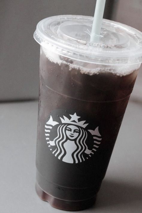 Black Iced Coffee Aesthetic, Ice Americano Coffee Aesthetic, Black Americano Coffee, Americano Coffee Aesthetic, Black Coffee Starbucks, Iced Americano Starbucks, Starbucks Black Coffee, Black Coffee Aesthetic, Food For Ramadan