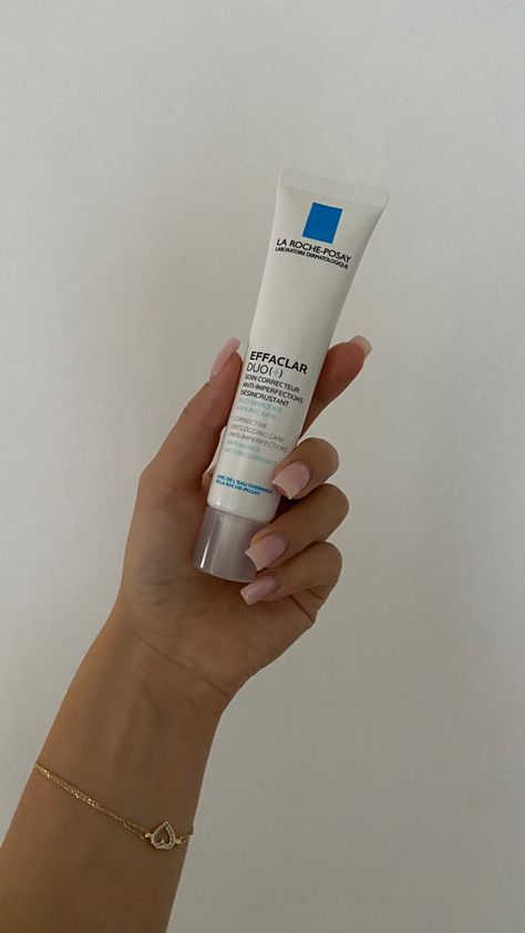 Effaclar Duo, La Roche Posay Effaclar, Benzoyl Peroxide, Acne Spots, Roche Posay, La Roche Posay, Acne Prone Skin, Blackheads, Skincare Products