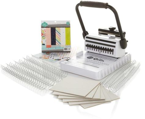 Heidi Swapp Cinch Book-Binding Machine With Accessories Simple Shirt Design, Book Binding Machine, Stationery Obsession, Diy Hair Scrunchies, Custom Stationary, Stationary Store, Binding Machine, Stationary Supplies, Cool School Supplies