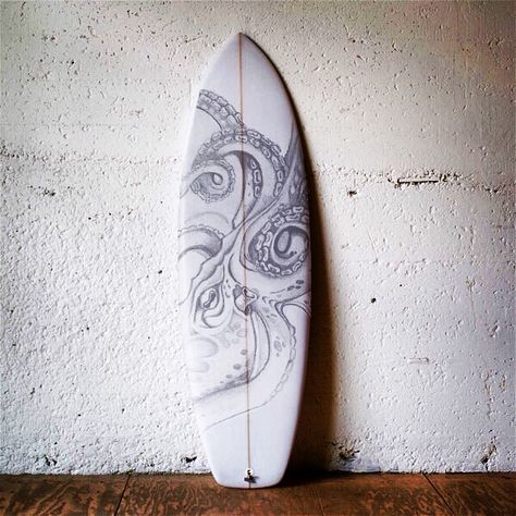 just as an example 〰#octopus #sketch @surfartandfindesign #poscasurf #art #surfart #surfboard #waves #surf #mandala #futurefins #fcs #posca #cisurfboards #finsart #painting #paintedfins #blackandwhite #surfboardart #surfboard #boardstix #sunsetbeach #banzaipipeline #vanstriplecrown #hawaii  #fabercastell #maori #feathers #volcompipepro #eddiewouldgo Surf Board Sketch, Surfboard Design Ideas Board Art, Surf Board Designs Surfboard Art, Surf Board Designs Surfboard Art Paint, Octopus Surfboard Art, Surfboard Art Design, Surfboard Painting, Octopus Drawing, Skateboard Art Design