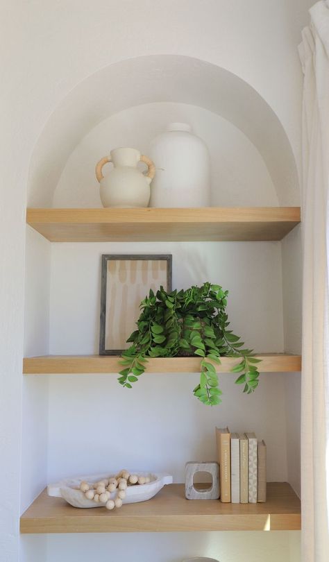 Arch Cutout In Wall Decor, Floating Shelves In Wall Cutout, Arch Wall Cutout, Recessed Arch In Wall, Built In Wall Niche, Niche Shelves Living Rooms, Arched Open Shelving, Arch Nook In Wall, Simple Built In Shelves