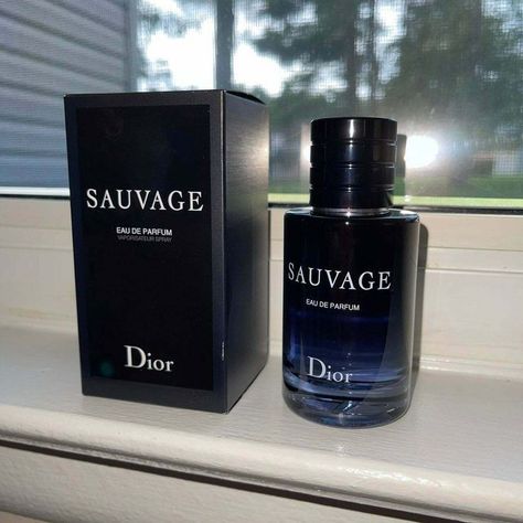 Sauvage Dior For Men, Gentleman Closet, Dior Sauvage Perfume, Sauvage Cologne, Dior Cologne, Male Perfume, Body Scents, Bf Gift, Perfume Dior