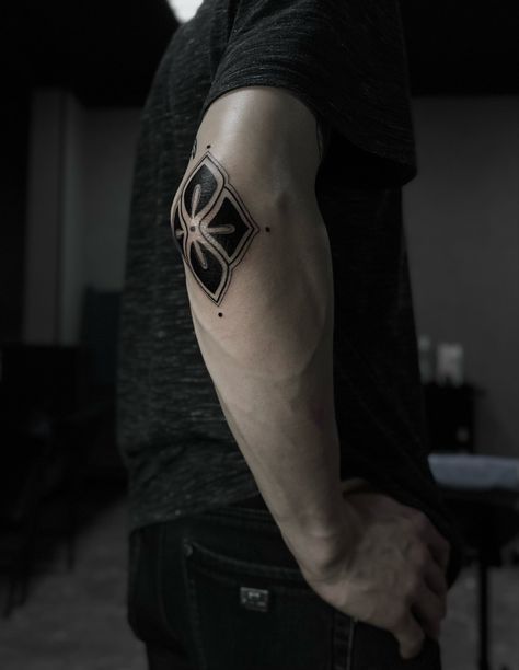 elbow tattoo Elbow Geometric Tattoo Men, Neo Trad Elbow Tattoo, Symmetrical Tattoo Men, Spiral Elbow Tattoo, Cool Elbow Tattoos, Ornamental Elbow Tattoo, Geometric Tattoo Elbow, Over Elbow Tattoo, Elbow Mandala Tattoo