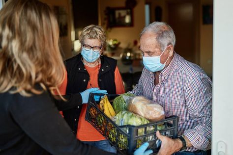 12 Food Delivery Options For Seniors — From Prepared Meals To Groceries - Care.com Senior Meals, Places To Volunteer, Lions Clubs International, Low Cost Meals, Meals On Wheels, Nutrient Rich Foods, Cost Of Living, Inspired Recipes, King Jr