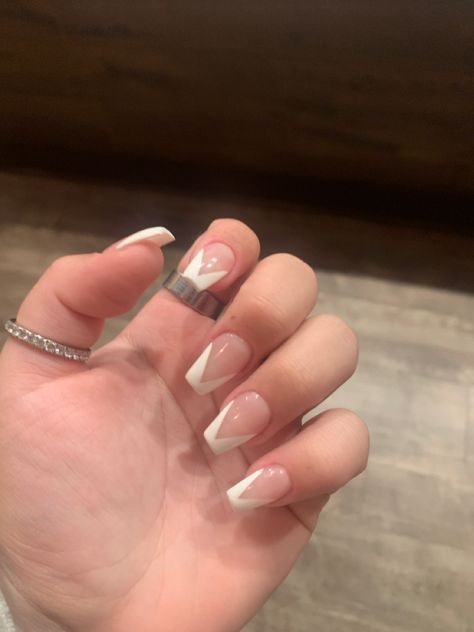 French Tip Acrylic Nails Triangle, Triangle White Tip Nails, French Triangle Tip Nails, Triangle French Tips Nails, Triangle Tips Nails, Crisscross French Tip Nails, White French Tip Triangle, Coffin Triangle French Tip, Cross Over French Tip Nails