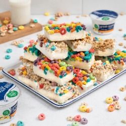 Take your cereal on the go! These fun grab & go milk cereal bars are perfect for busy school mornings. Milk Cereal Bars, Milk And Cereal Bars, Strawberry Cereal Bars, Cereal Bars Homemade, Milk And Cereal, Milk Cereal, Cereal Bars Recipes, Fruit Loops Cereal, Breakfast Cereal Bars