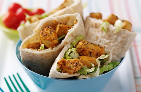 Chicken pittas  3 Tweet0 Email9 Print Page   Serves: 4  Prep time: 25 mins  Cooking time: 10 mins  Total time: 35 mins  Skill level: Easy pe... Breakfast Under 100 Calories, Meals Under 200 Calories, Dinner Under 300 Calories, Low Calorie Lunches, 200 Calorie, 200 Calorie Meals, 500 Calorie, 100 Calorie, Low Cal Recipes