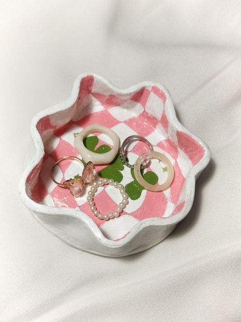 Aesthetic Clay Jewelry Dish, Clay Ring Dishes, Clay Ring Dish, Air Dry Clay Trinket Dishes Aesthetic, Airdry Clay Ring Bowl, Jewelry Bowl Ring Dish, Ceramic Ring Dish Handmade, Clay Plates, Sculpture Art Clay