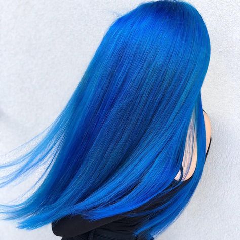 Gorgeous color from @hair_elio 💎🦋💎 Mix Cyan sky with a touch of blue velvet for a bright blue! #lunartideshair Hairstyles Pony, Bright Blue Hair, Diy Updo, Pony Tails, Blue Wig, Updo Styles, Ash Blonde Hair, White Blonde, Burgundy Hair