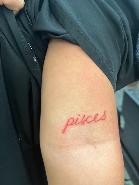 Pisces Tattoo Stars, Red Pisces Tattoo, Pisces Sign Tattoo, Star Sign Tattoo, Pisces Tattoo, Gemini Symbol, Pisces Star Sign, Pisces Fish, Sign Tattoo