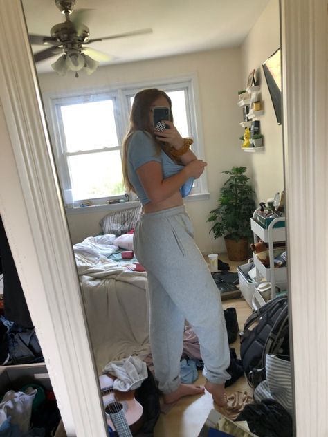 Grey Sweat Pants Outfit, Light Blue Sweatpants Outfit, Gray Sweats Outfit, Blue Sweatpants Outfit, Sweat Pants Outfit, Light Blue Sweatpants, Gray Sweatpants Outfit, Denzel Curry, Sweats Outfit