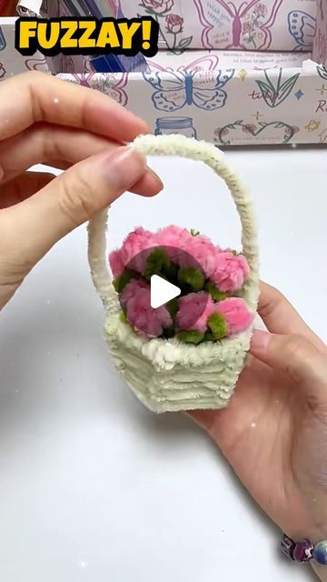 Fuzzay - Joyful Pipe Cleaner Crafts on Instagram: "Create a charming mini flower basket filled with tiny tulips using pipe cleaners! 🌷🧺 Watch this 1-minute tutorial to learn how to make this adorable craft.  Don't forget to like, share, and subscribe for more fun DIY projects! ✨ 

#fuzzay #pipecleaners #diy #handmade #handmadecrafts #giftideas #HandmadeWithLove #DIYHomeDecor #gift #happy #stressfree #creative #etsyseller #etsy #teacherlife #teachers #classroomactivities #parenting #family #homecrafts #afterwork #stressrelief #business #flowercraft #pipecleanerflowers #DIYCrafts  #MiniFlowerBasket #TulipCraft #CreativeTutorials" Flower From Pipe Cleaner, Pipe Cleaner Tulip, Fun Diy Projects, Pipe Cleaner Flowers, Creative Tutorials, Pipe Cleaner Crafts, Mini Tart, Pipe Cleaners, Cool Diy Projects