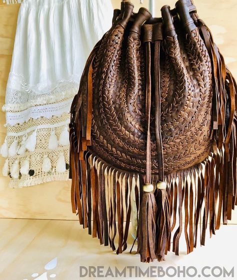 Gypsy Weave Leather Fringed Boho Bag – Dreamtime Boho Festival Attire, Womens Suede Boots, Leather Fringe Bag, Boho Summer Outfits, Fringe Bags, Stylish Handbags, Boho Bags, Boho Leather, Boho Bag