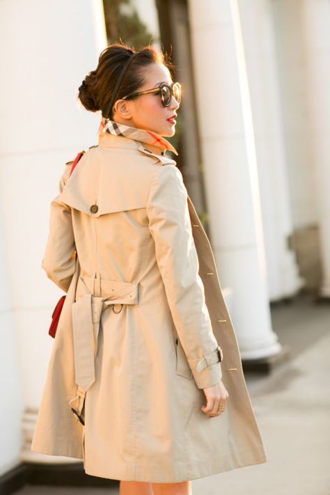 Trent Coat, Long Raincoat, Wendy's Lookbook, Look Zara, Khaki Trench Coat, Mode Tips, Trench Coat Outfit, Beige Trench Coat, Trench Dress