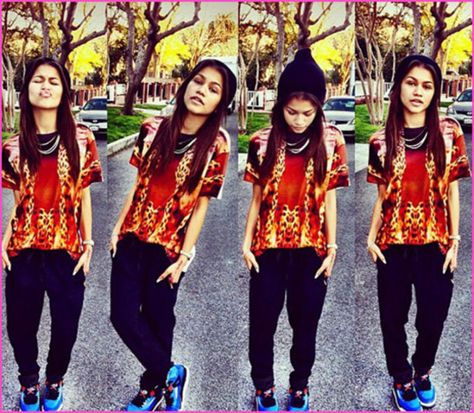 Zendaya 2014, Zendaya Swag, Swag Party, Bella Thorne And Zendaya, Mode Zendaya, Swag Era, 2010s Nostalgia, 2010s Fashion, 2013 Swag Era