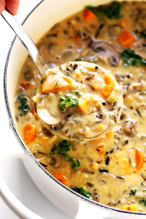 This Cozy Autumn Wild Rice Soup is the perfect fall comfort food! It's easy to make in the Instant Pot (pressure cooker), Crock-Pot (slow cooker), or on the stovetop. It's loaded with sweet potato, kale, mushrooms and other autumn veggies. It's easy to make gluten-free or vegan, if you would like. And it's SO delicious. | Gimme Some Oven #soup #dinner #vegetarian #glutenfree #vegan #comfortfood Autumn Wild Rice Soup, Autumn Wild Rice, Vegetarische Diners, Sandwich Vegetarian, Crockpot Recipes Ground Beef, Kung Pao Chicken Recipe, Crockpot Recipes Chicken, Rice Soup Recipes, Recipes Ground Beef