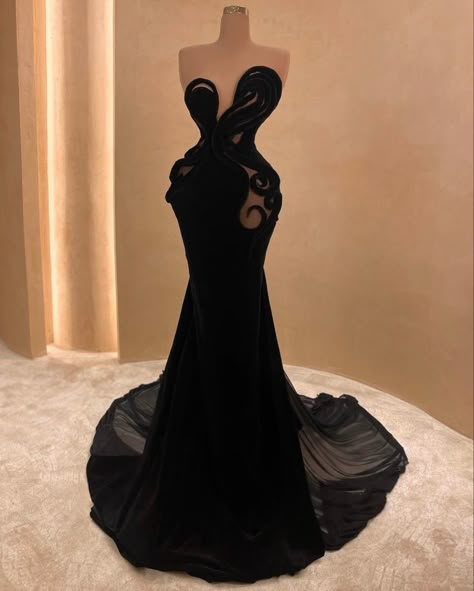 Valdrin Sahiti Gown, Valdrin Sahiti Dresses, Valdrin Sahiti, Black Instagram, Met Gala Dresses, Dinner Dress Classy, Stylish Wedding Dresses, Classy Prom Dresses, Stunning Prom Dresses