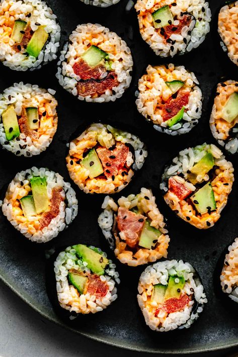 Vegetarian Sushi Recipes, Vegetarian Sushi Rolls, Veggie Sushi Rolls, Sushi Ideas, Vegan Sushi Rolls, High Protein Dishes, Veggie Sushi, Vegetarian Sushi, Sushi Roll Recipes