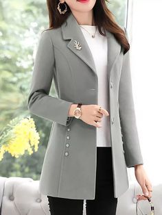 Cashmere Coat Women, Female Jacket, Shorts Outfits Women, Elegante Casual, Elegant Casual, Stylish Dress Designs, Jacket Long, Woolen Coat, Plus Size Shorts