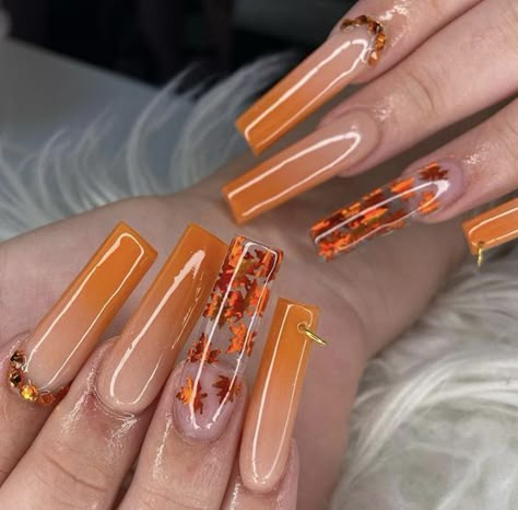 Crunchy Lifestyle, Orange Fall Nails, Orange Acrylic Nails, Brown Acrylic Nails, Fall Acrylic, Clear Acrylic Nails, Brown Acrylic, Long Acrylic Nail Designs, Fall Gel Nails