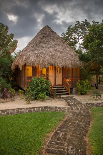 Belize with Kids - Turtle Inn - the same villa from the cover of National Geographic Traveler! Resort Design Concept, Belize Honeymoon, Belize Beach, Natural Wallpaper, Hut House, Belize Resorts, Belize Vacations, Bamboo House, Resort Design