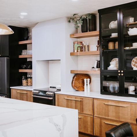 We’re excited to share that Showplace Cabinetry made its @hgtv debut on Season 2 of their beloved series, Down Home Fab! Premiering on April 11, 2024, this hit show celebrates the art of home renovation and design, and it beautifully showcased our cabinets in action. Down Home Fab follows the journey of @chelseahouska and @coledeboer, South Dakota natives building their design business (@downhomedeboers) in Sioux Falls while balancing family life with four young children. In the episode ... Down Home Fab Hgtv, Down Home Fab, House Vibes, Sioux Falls, April 11, Design Business, Sioux, South Dakota, Family Life