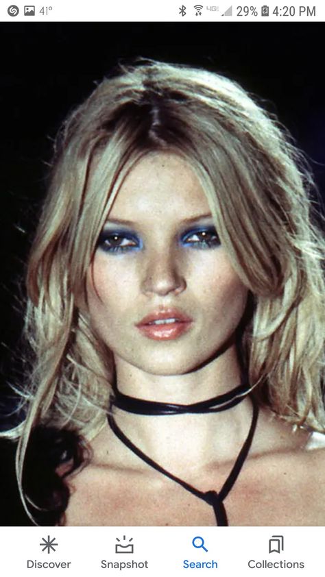 90s Blue Eyeshadow, Photoshoot Proposal, Kate Mess, Beauty Moodboard, Thrift Style, Club Makeup, Supermodel Body, Kate Moss 90s, 90s Makeup