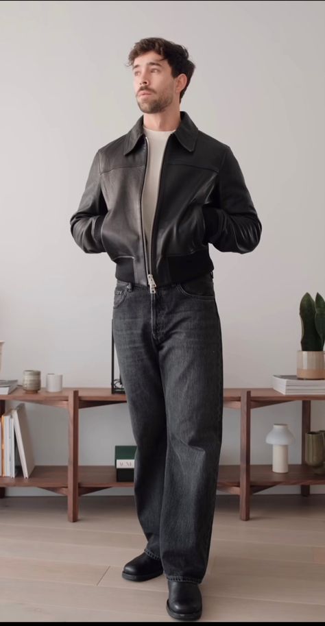 Mens Cropped Jacket Outfit, Cropped Jacket Men Outfit, Black Jean Jacket Outfits Men, Quiet Luxury Outfit Men, Star Boy Style, Black Leather Jacket Outfit Men, Quiet Luxury Men, Daniel Simmons, Cropped Jacket Outfit