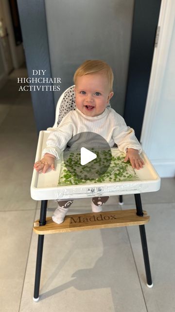 Jayde White 🤍 on Instagram: "4 DIY highchair activities for your baby 💛💙❤️ (under supervision) There is also water in the zip lock bags and I’ve taped them down to the highchair tray. Let me know if you try any 😊 handy to keep them entertained whilst you’re cooking dinner or need 5 mins! Tag a friend or save for a rainy day 🫶🏽 #sensoryplay #sensoryideas #sensorybag #sensoryactivity #sensoryplayideas" Highchair Activities, Sensory Bag, Baby High Chair, A Rainy Day, Baby Crafts, Sensory Activities, Cooking Dinner, Sensory Play, Tag A Friend