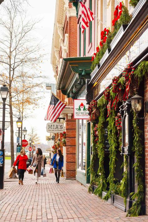 20 Southern Destinations For Your Next Long Winter Weekend Southern Vacation Spots, Southern Winter, Hotel Monteleone, Grove Park Inn, Long Weekend Trips, Grandfather Mountain, Winter Destinations, Beautiful Travel Destinations, Long Winter